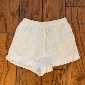 H&M linen beach shorts